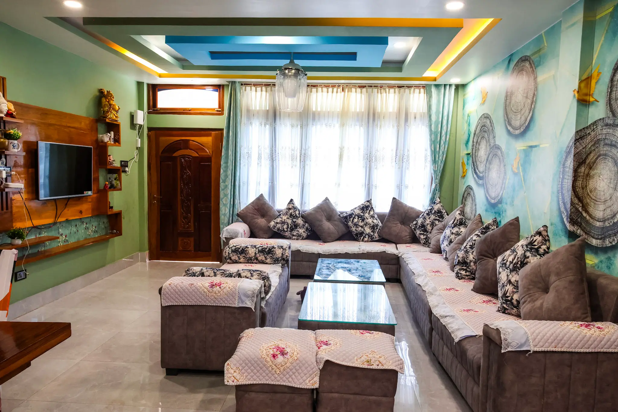 Cozy living area at Daisy Homestay